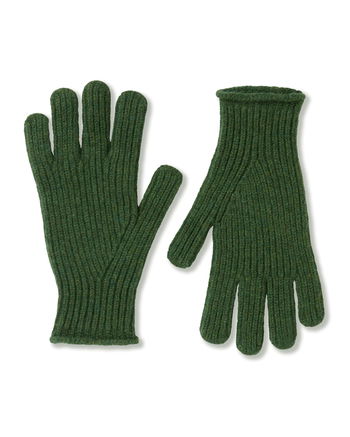 Image of model wearing Porter Ribbed Gloves. 