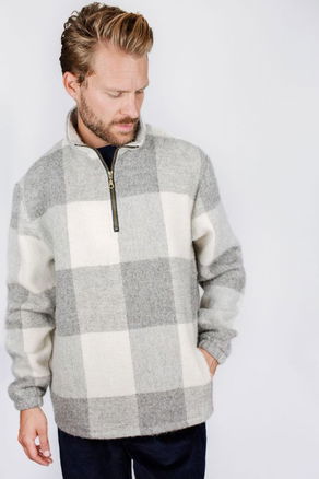 Image of model wearing Wool Fleece. Model is 6ft1in, chest size 40in and wearing size Large