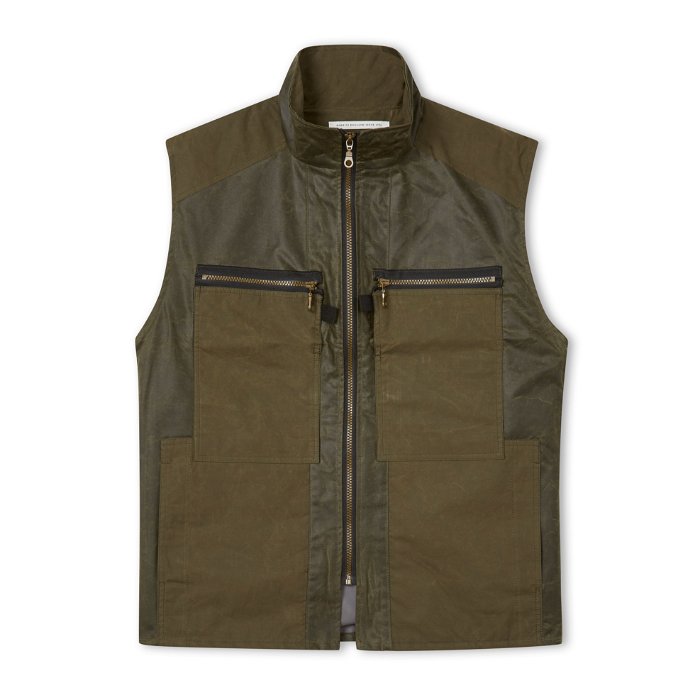Image of model wearing Cotham Gilet. Model is 6ft1in, chest size 38in and wearing size Large