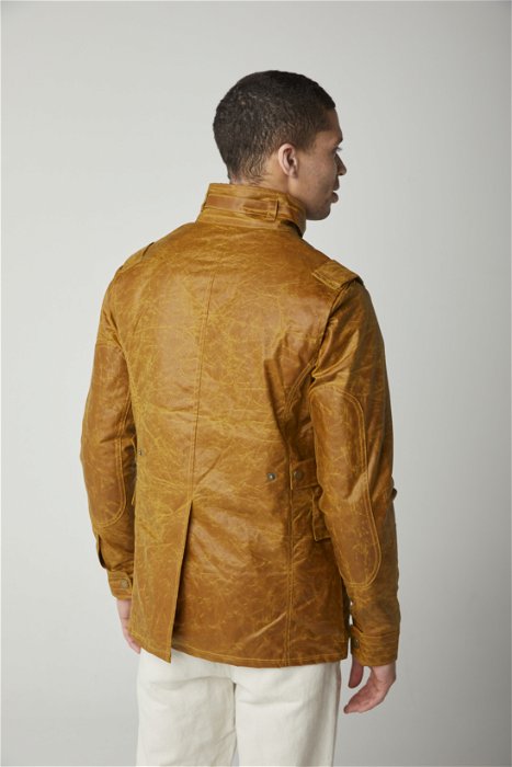 Image of model wearing Bexley Jacket. Model is 6ft, chest size 36in and wearing size Large