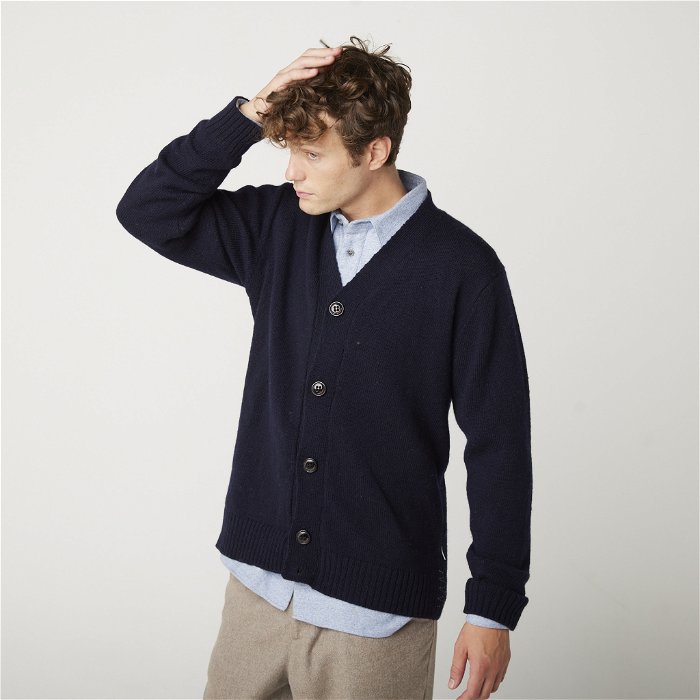 Image of model wearing Makers Stitch Cardigan. Model is 6ft1in, chest size 38in and wearing size Large