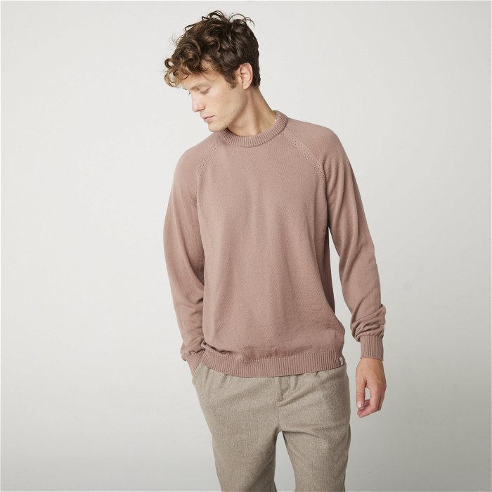 Image of model wearing Beauford Crew Jumper. Model is 6ft1in, chest size 38in and wearing size Large.